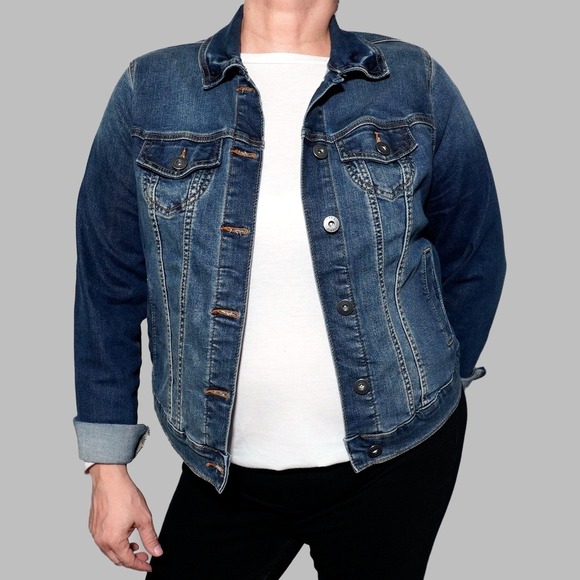 torrid Jackets & Blazers - Torrid Women's Classic Blue Denim Jacket Trucker Style 0X Plus Size